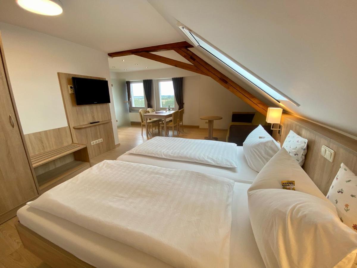 Hotel Drei Schwanen 3*